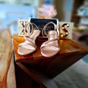 Adrienne Vittadini Carolee Wedge Sandal